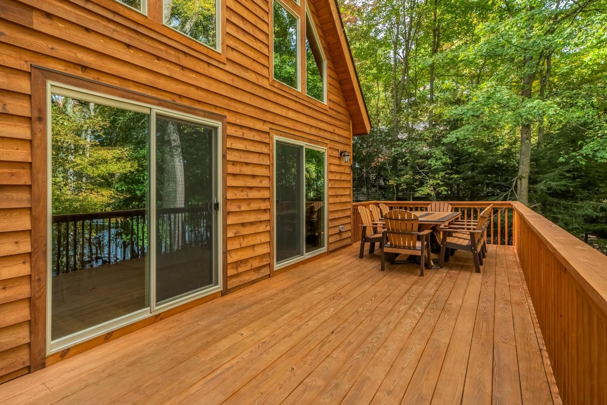 Maplewood Cottage McHenry Exterior photo